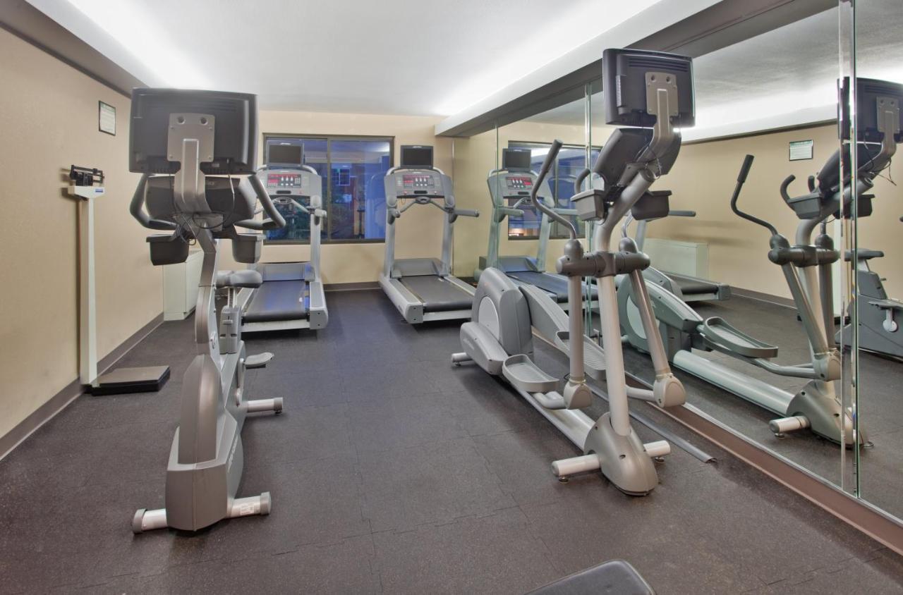 Holiday Inn Country Club Plaza Kansas City Esterno foto